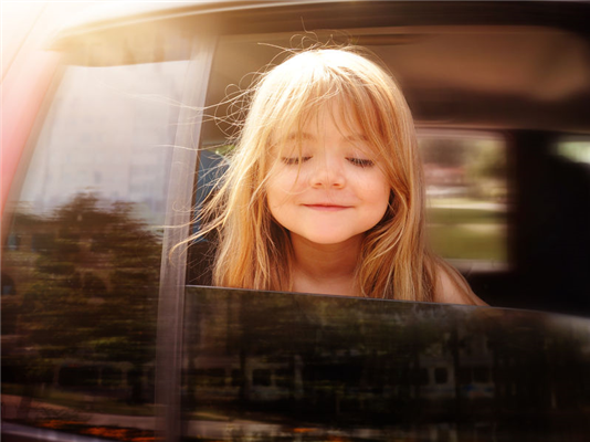 Childproof Your Car with an Auto Glass Repair