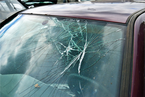 What Happens to Used Auto Glass?