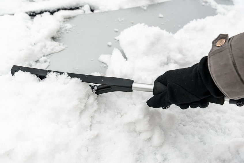 Winter Windshield Care: 4 Tips to Maintain your Auto Glass