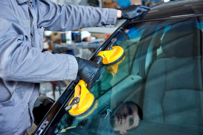 Why Auto Glass Repair Is Never A Diy Job Only 1