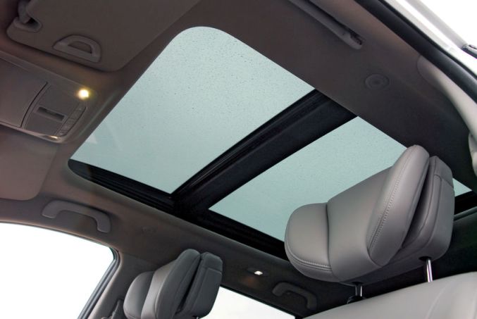 Your Guide to Sunroof Repair and Replacement