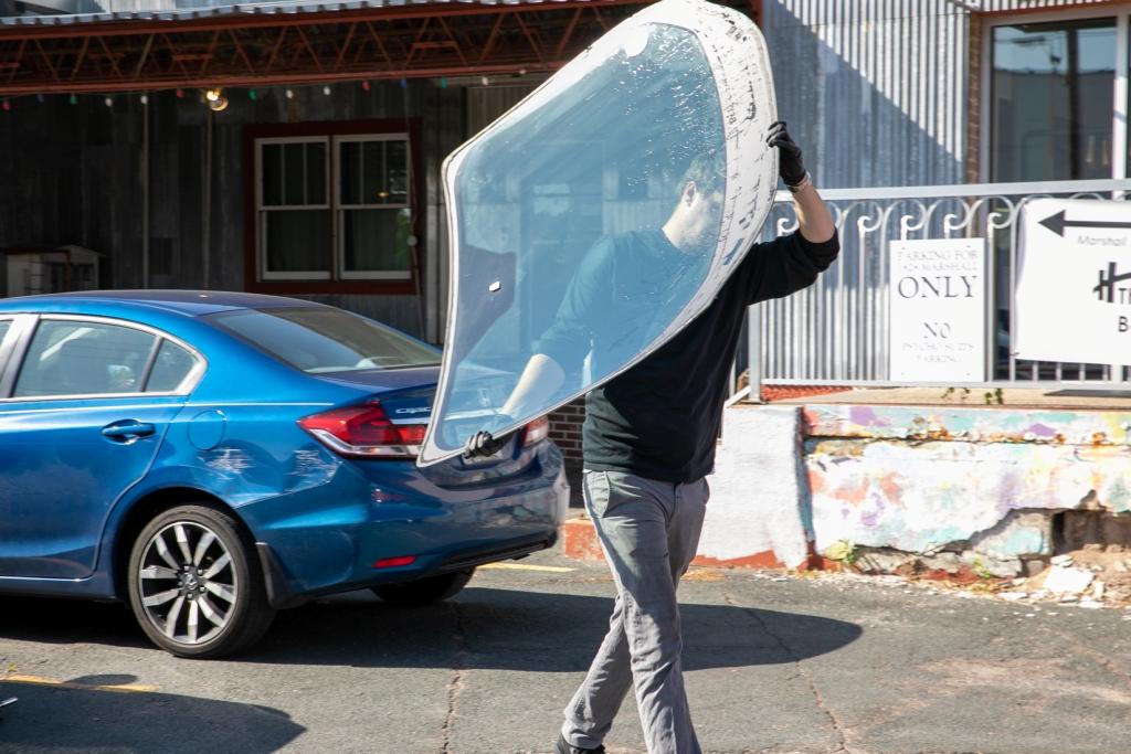 Past the Point of No Return? 3 Signs It’s Time to Replace Your Auto Glass