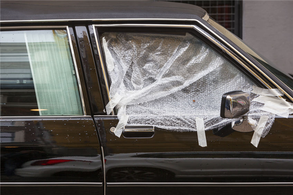 Using Plastic to Cover Your Damaged Windows is Highly Dangerous