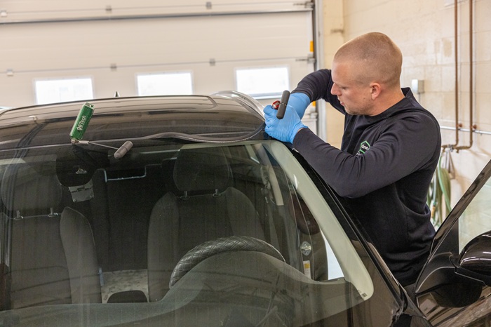 What Role Does the Windshield Play in Maintaining a Vehicle’s Roof Crush Resistance?