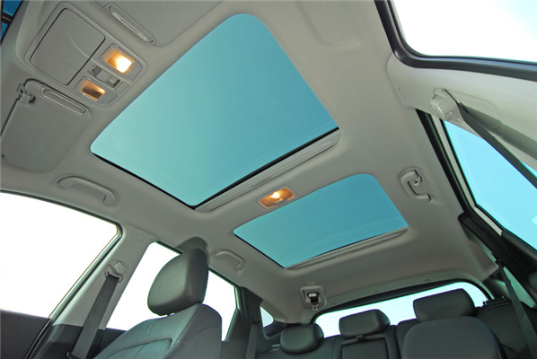 When Should You Repair or Replace Your Car’s Sunroof?