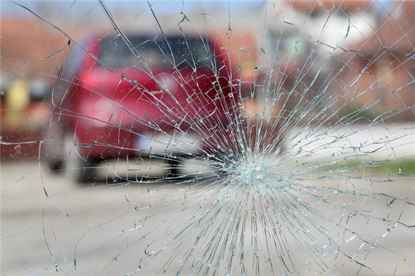 Auto Safety Glass and 4 Other Car Safety Features You Probably Take For Granted